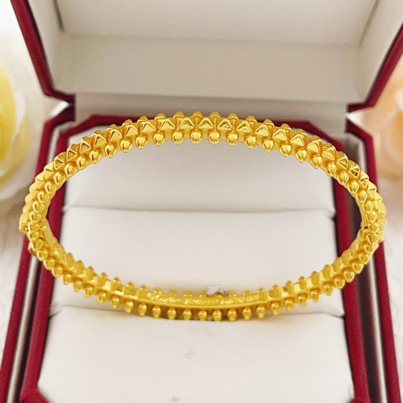 Cartier Bracelet ID:20261020-117